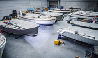 Laminator for Composite Boats 1 Laminator for Composite Boats